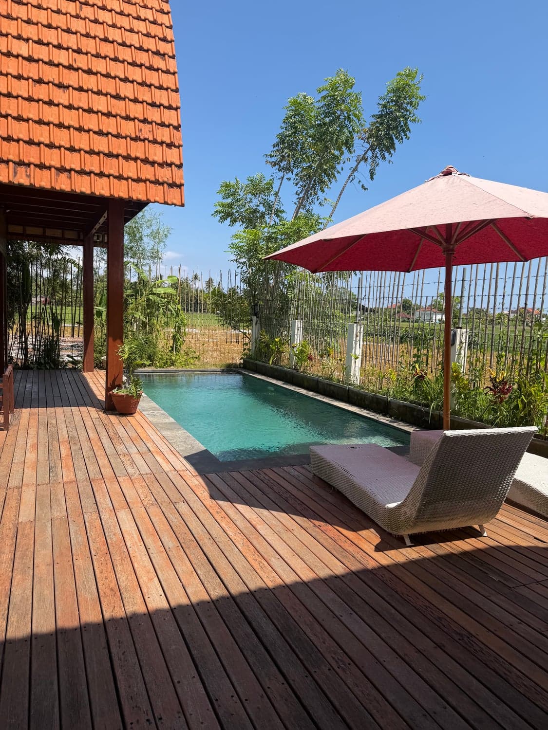 Villa Bougainville — Vivid tropical character, resort-level refinement.