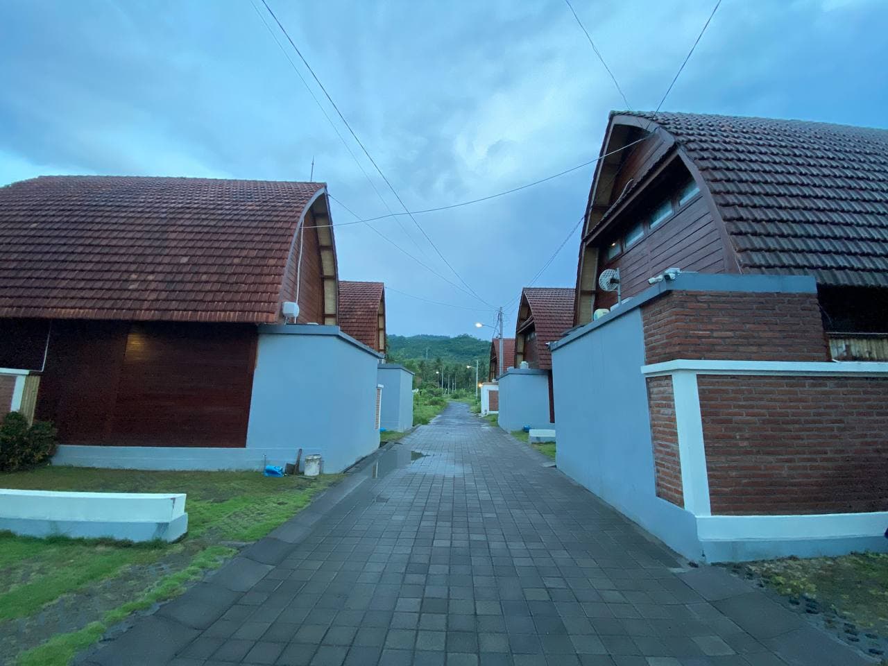 Main villa photograph 7