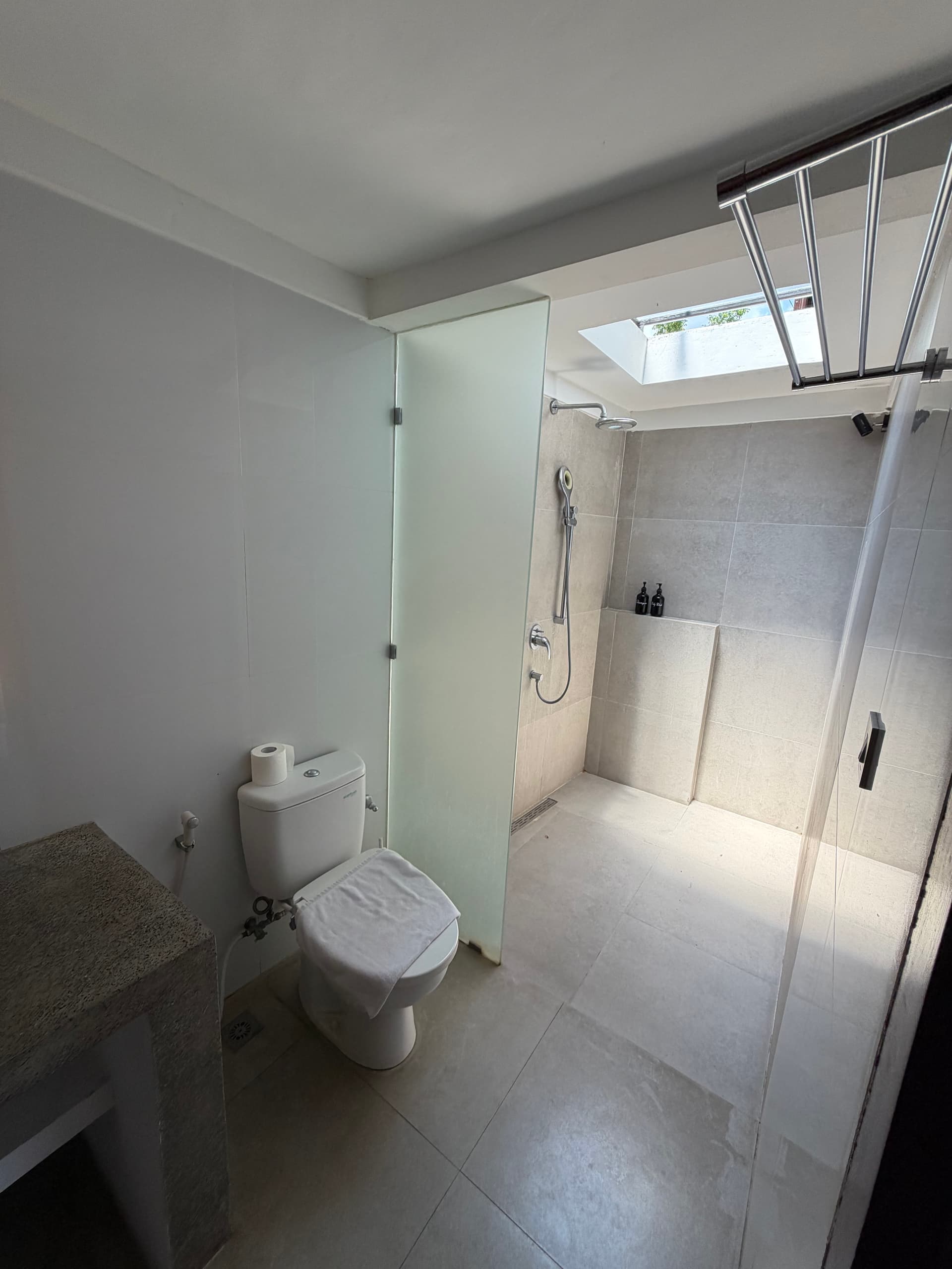 Villa Kayu interior photograph 18
