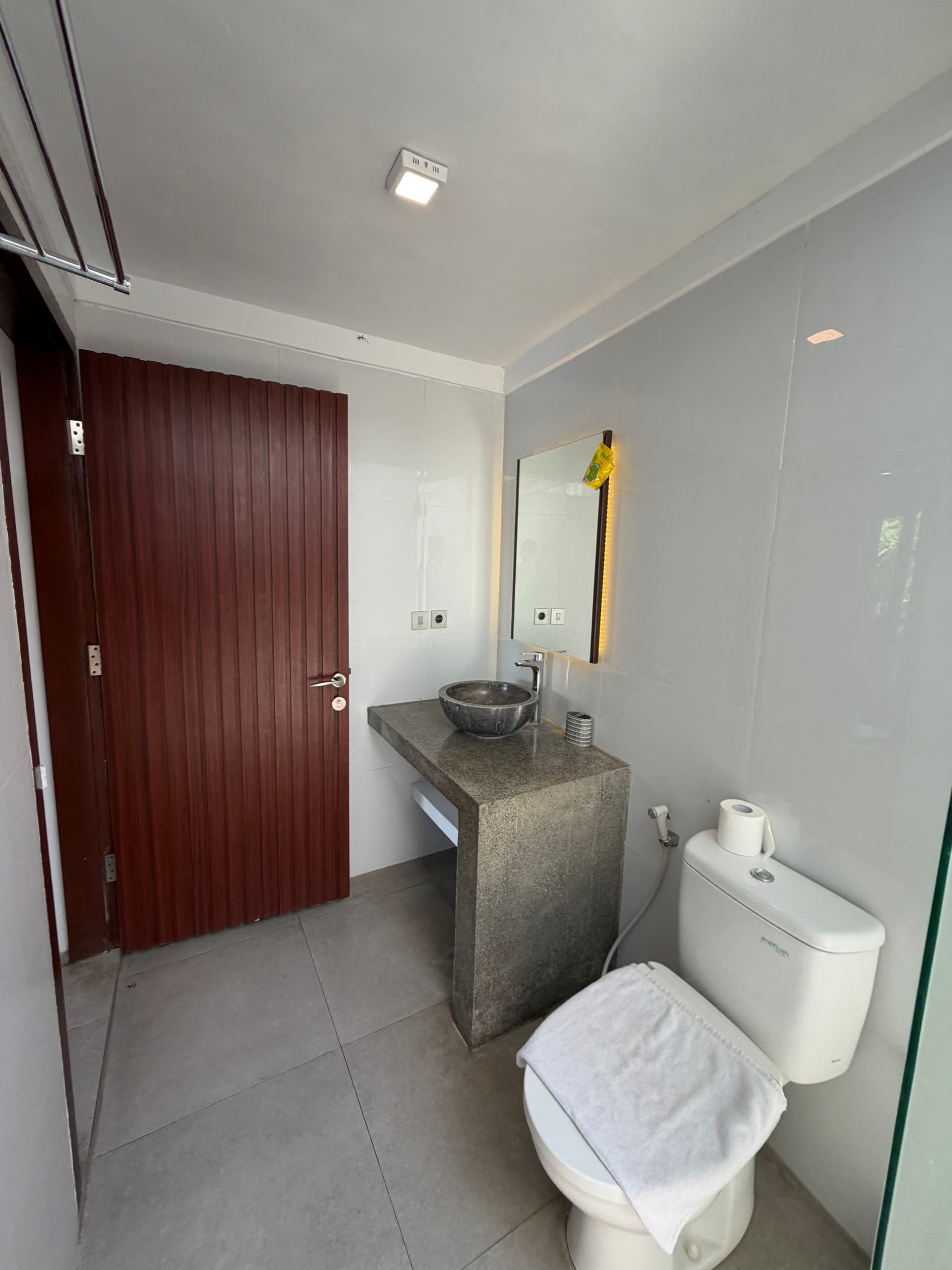 Villa Kayu interior photograph 19