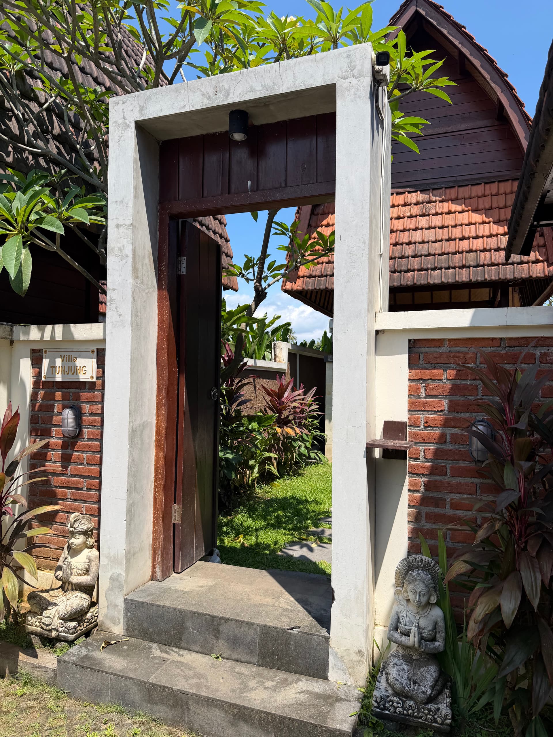 Villa Tunjung interior photograph 3