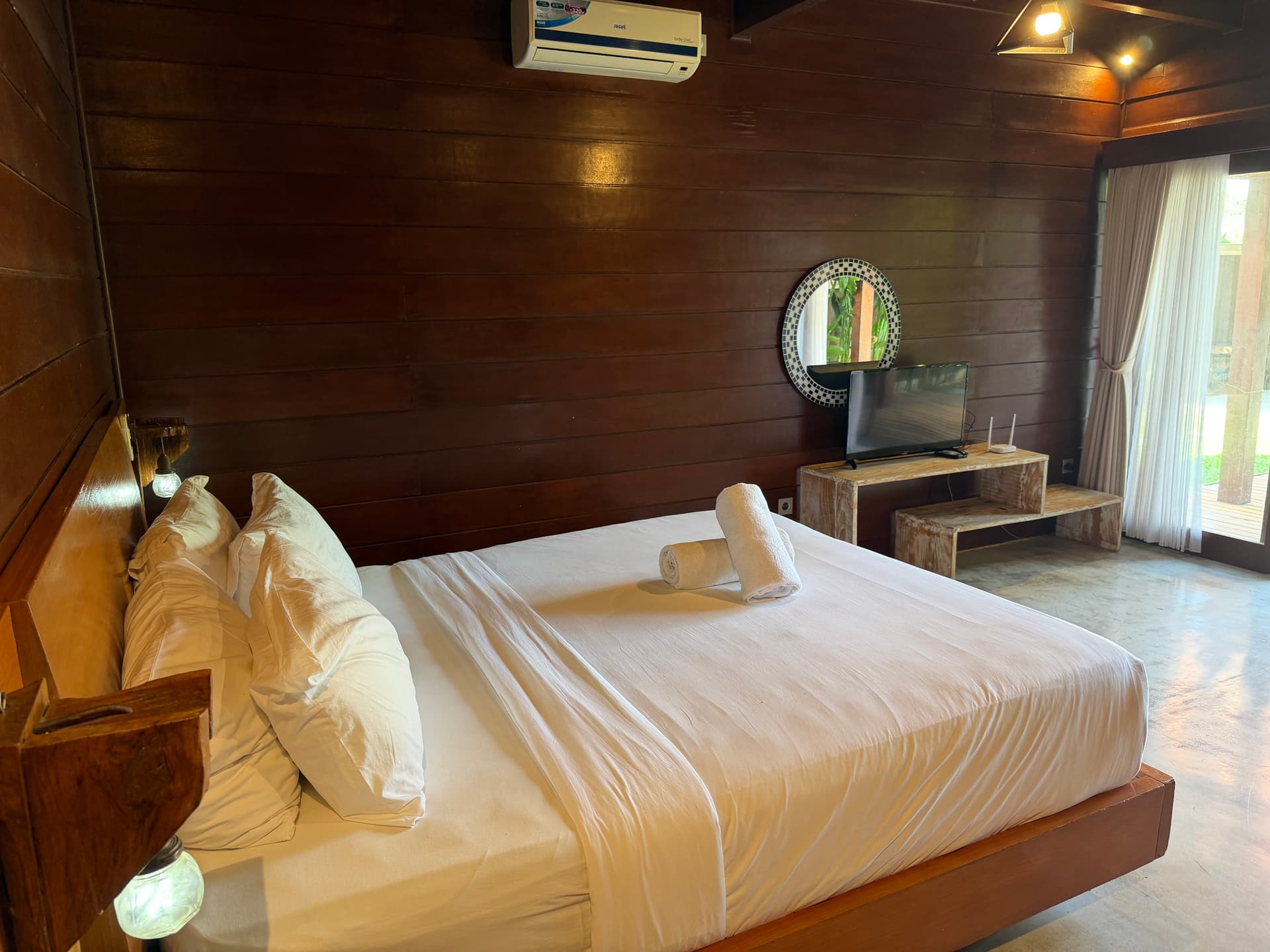 Villa Tunjung interior photograph 13